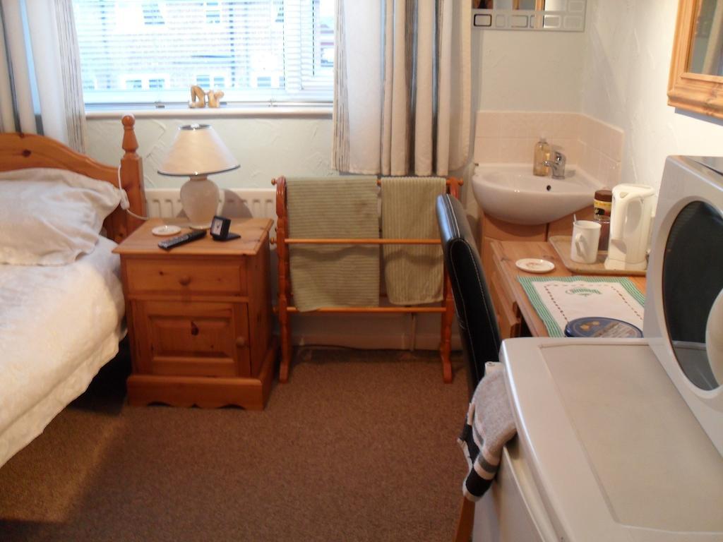 Hp Bed And Breakfast Congleton Room photo